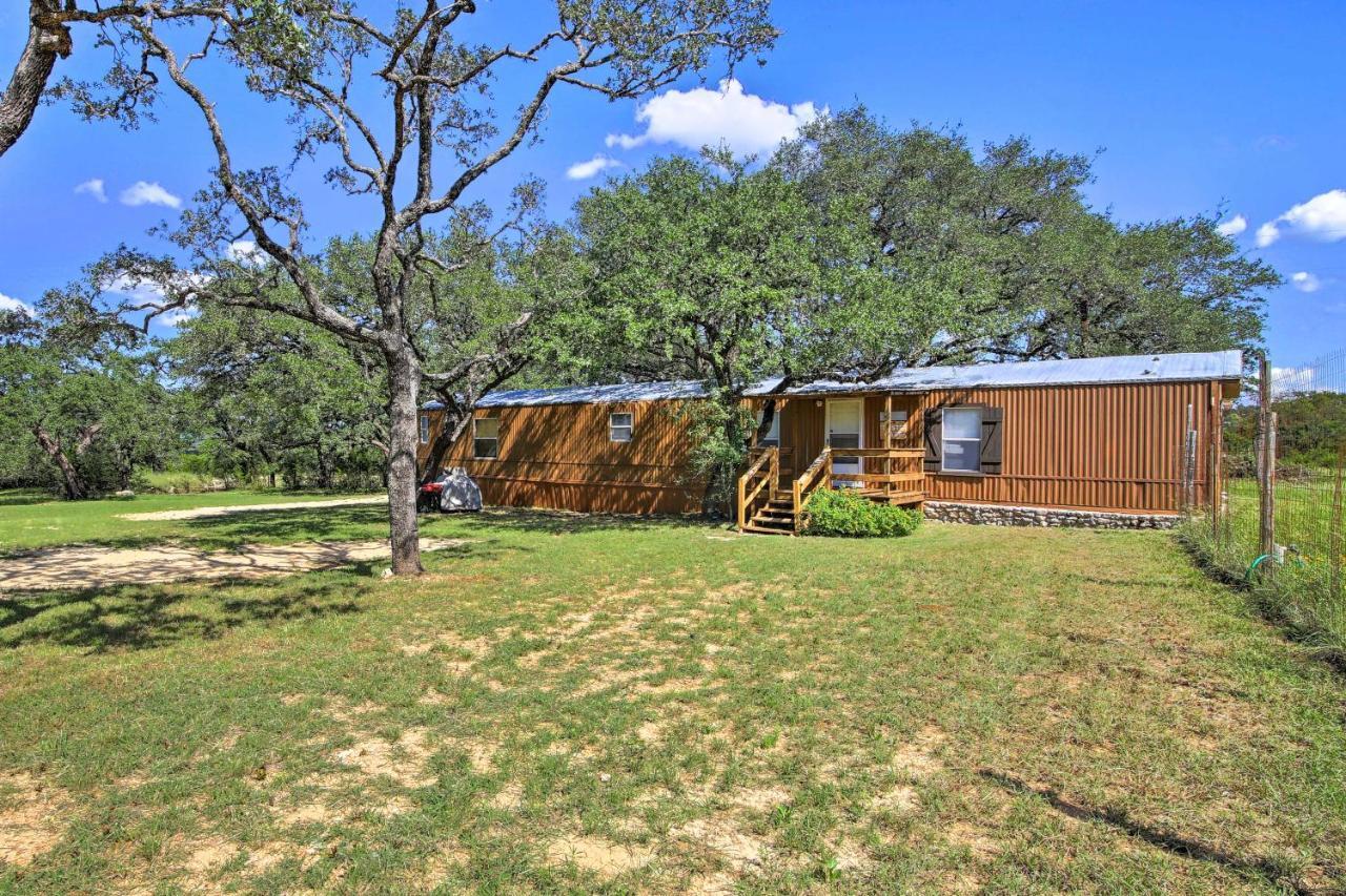 Quiet Utopia Cabin With Deck And Mountain Views! Bagian luar foto