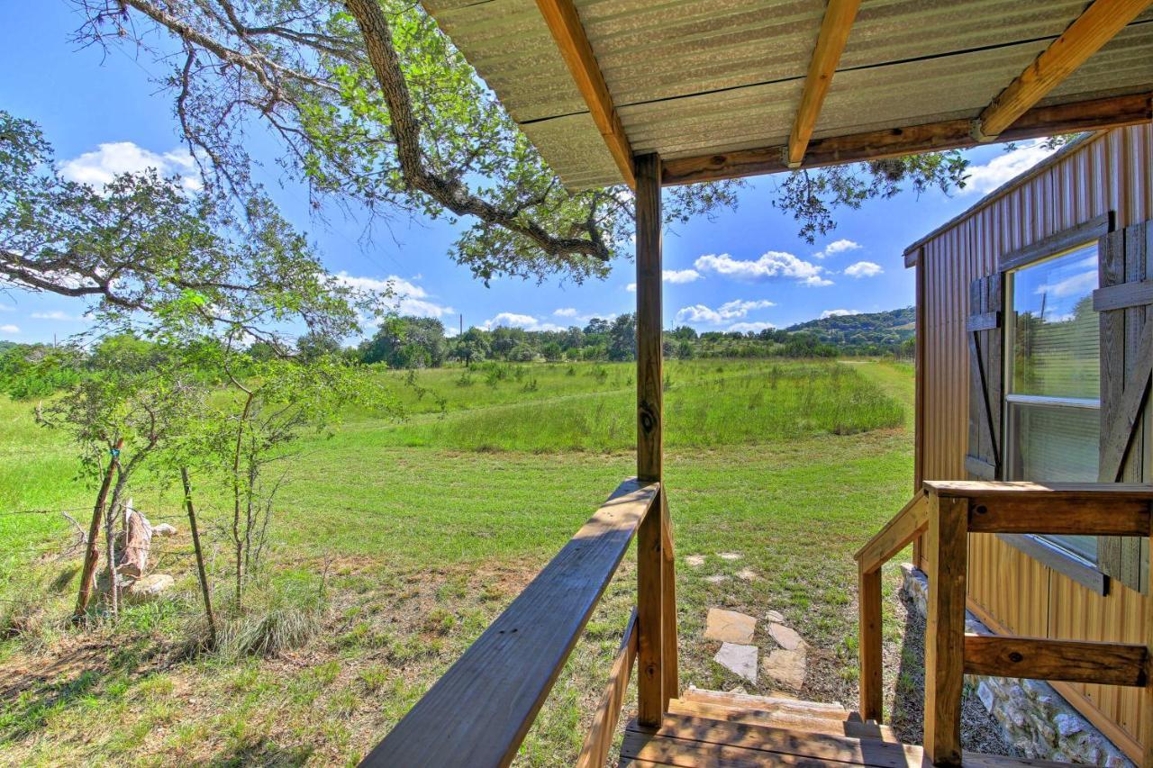 Quiet Utopia Cabin With Deck And Mountain Views! Bagian luar foto